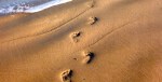 footprints-in-sand1